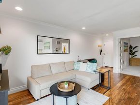 1 Embarcadero W 164, Oakland CA 94607