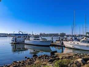 1 Embarcadero W 164, Oakland CA 94607