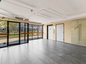 1 Embarcadero W 164, Oakland CA 94607