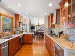 305 Mountaire Pkwy, Clayton CA 94517