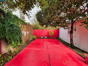 2555 Barrett Ave, Richmond CA 94804