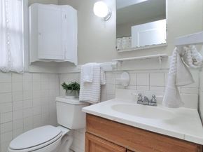 2555 Barrett Ave, Richmond CA 94804