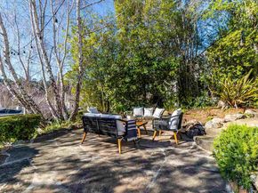 936 Mountain Blvd, Oakland CA 94611