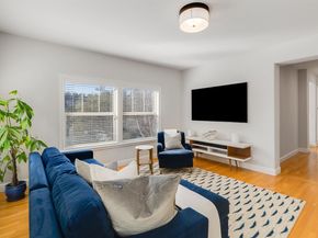 936 Mountain Blvd, Oakland CA 94611