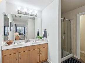 1511 Jefferson St Unit TH11, Oakland CA 94612