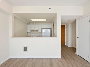 989 Webster St 443, Oakland CA 94601