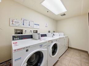 989 Webster St 443, Oakland CA 94601