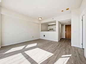 989 Webster St 443, Oakland CA 94601