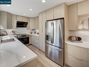 1141 Ptarmigan Dr 6, Walnut Creek CA 94595