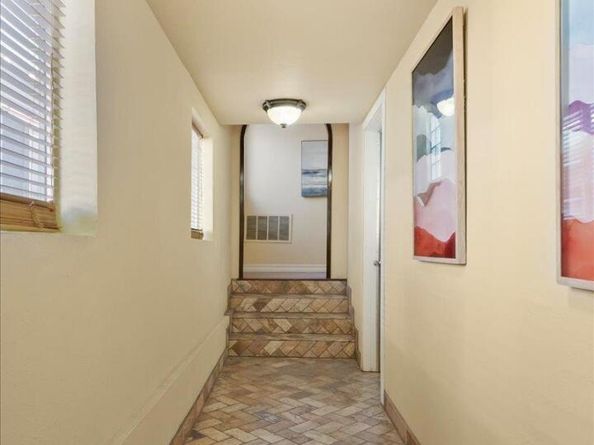 2751 Wallace St, Berkeley CA 94702