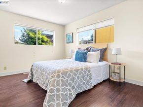 2751 Wallace St, Berkeley CA 94702