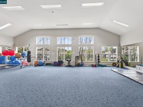 161 Marina Lakes Dr, Richmond CA 94804