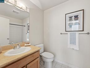 161 Marina Lakes Dr, Richmond CA 94804