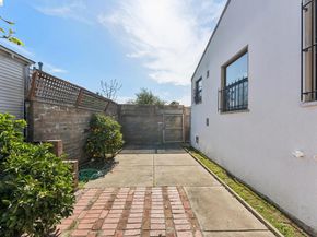 6019 Brann St, Oakland CA 94605