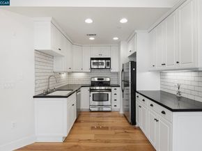 20402 Santa Ana Ave 4, Newport Beach CA 92660