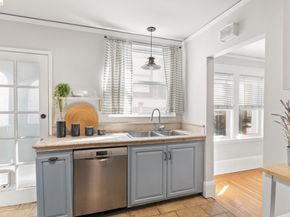 1019 Trestle Glen Rd, Oakland CA 94610