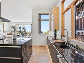 1024 Grizzly Peak Blvd, Berkeley CA 94708