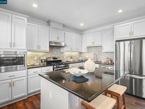 3827 Branding Iron Place, Dublin CA 94568