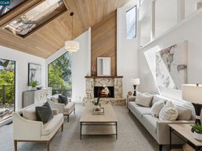 39 Saint Stephens Dr, Orinda CA 94563