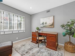 60 Rainbow Cir, Danville CA 94506