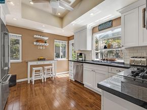 60 Rainbow Cir, Danville CA 94506