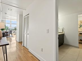 311 Oak St 520, Oakland CA 94607