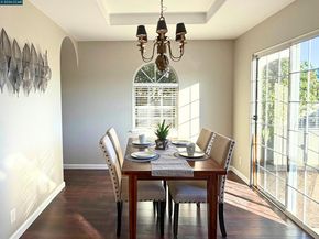 422 W Sunnyoaks Ave, Campbell CA 95008