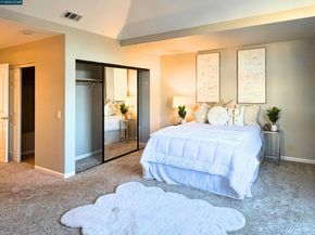 422 W Sunnyoaks Ave, Campbell CA 95008