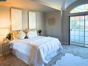 422 W Sunnyoaks Ave, Campbell CA 95008