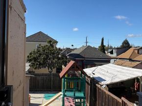 2021 Mitchell St, Oakland CA 94601