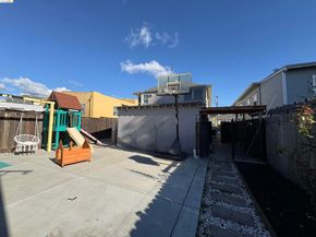 2021 Mitchell St, Oakland CA 94601