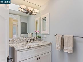 1332 Running Springs Rd 1, Walnut Creek CA 94595