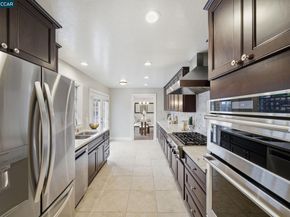 56 Bates Blvd, Orinda CA 94563