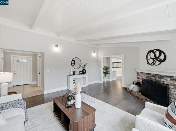 56 Bates Blvd, Orinda CA 94563