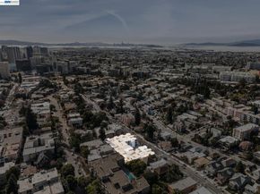 150 Pearl St 106, Oakland CA 94611