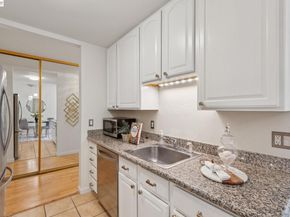 150 Pearl St 106, Oakland CA 94611