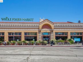 150 Pearl St 106, Oakland CA 94611