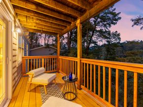 2 Cortez Ct, Oakland CA 94611