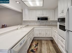 2724 Tice Creek Dr 2, Walnut Creek CA 94595