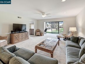 2724 Tice Creek Dr 2, Walnut Creek CA 94595