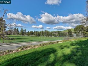 2724 Tice Creek Dr 2, Walnut Creek CA 94595