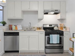 779 17th St, Oakland CA 94612