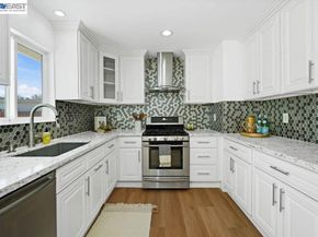 2038 Hartnell St, Union City CA 94587