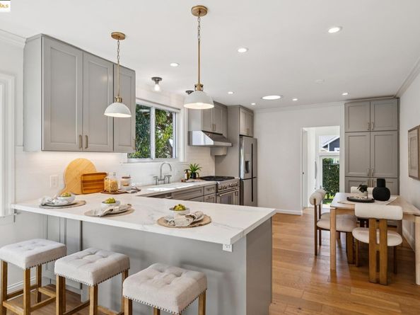 1642 10Th St, Berkeley CA 94710
