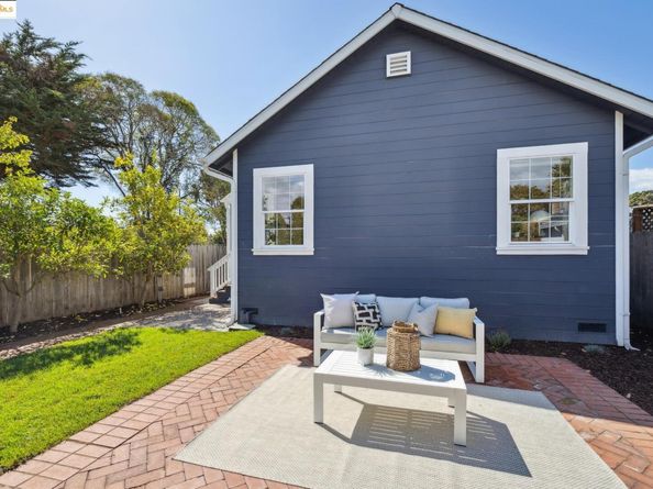 1642 10Th St, Berkeley CA 94710