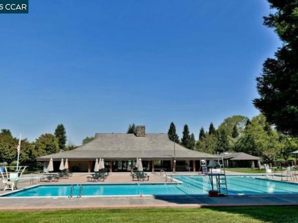 14 Creekwood Ct, Danville CA 94526