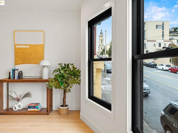 1945 Fulton St, San Francisco CA 94117