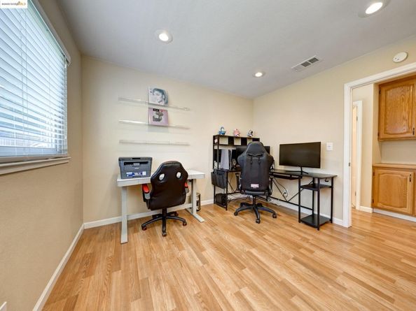 1208 Pinecrest Dr, Concord CA 94521