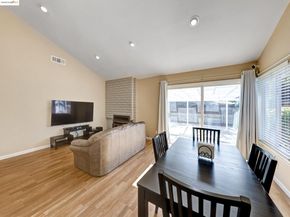 1208 Pinecrest Dr, Concord CA 94521