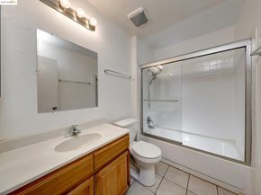 1208 Pinecrest Dr, Concord CA 94521